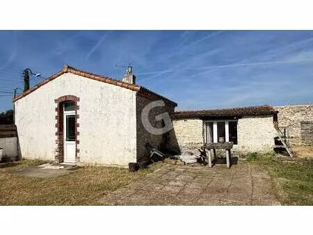 vente maison à longeville-sur-mer (85560) : à vendre / 145m² longeville-sur-mer