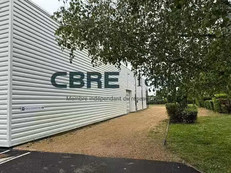 location local d'activités sorigny 180 m²