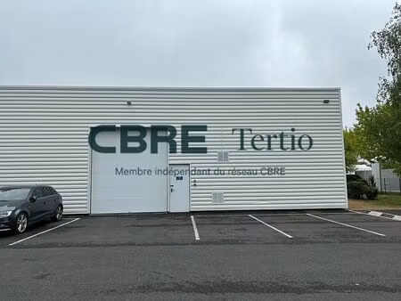 location local d'activités sorigny 750 m²