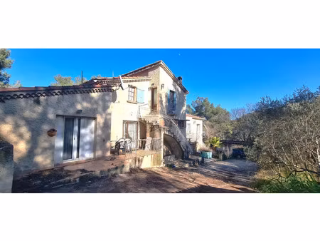 vente maison 7 pièces 282 m² cuges-les-pins (13780)
