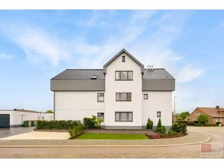 investeerders opgelet! buitenkans - zeer goed onderhouden opbrengsteigendom met 3 verhuurd