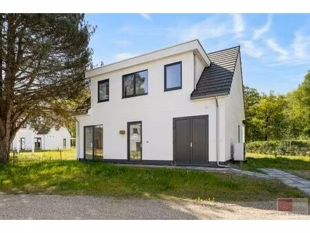 ruime vakantiewoning (model narvik) met een woonoppervlak...