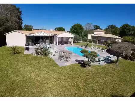 vente maison les mathes 17570 - - surface privée