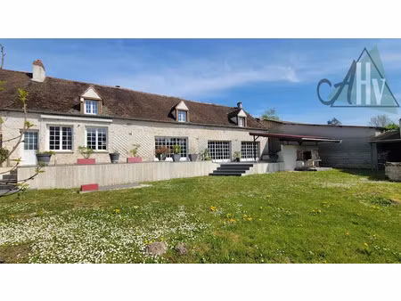 vente maison 6 pièces 245 m² à everly (77157)  318 000 €