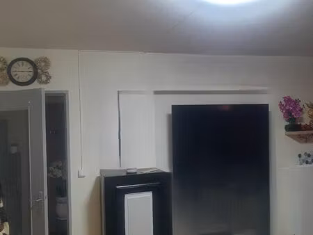 2 pieces avec balcon et parking - evry village