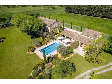 vente maison 8 pièces 390 m² à cheval-blanc (84460)  1 830 000 €
