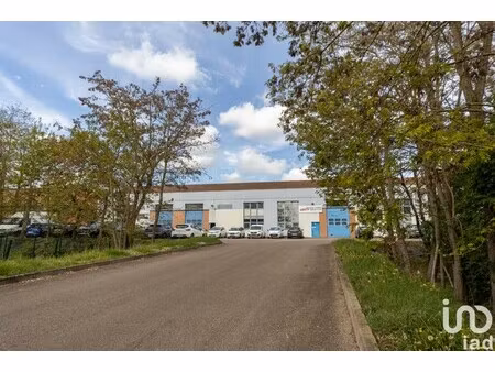 vente local d'activités 1 200 m²