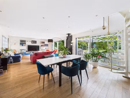 à vendre – maison de charme de 203 m² à grigny village