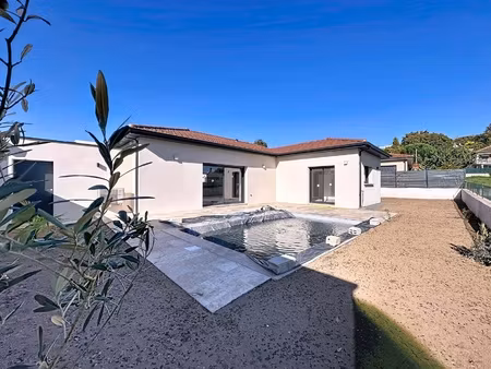 maison 4 pièces - 115 m²