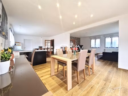 maison 9 pièces - 224 m²