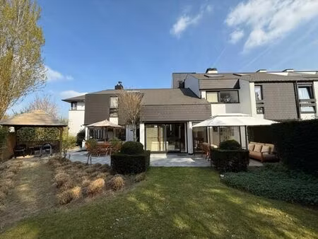 opportunité rare – maison d’architecte 4 chambres à kraainem