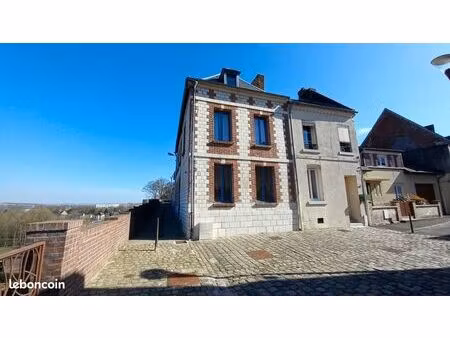 maison 6 pièces 132 m²