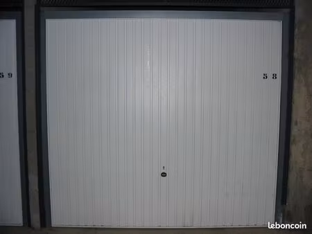 garage à louer