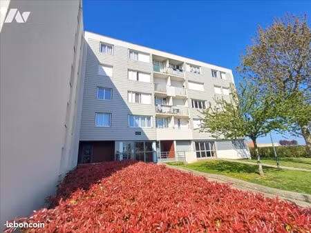 appartement 3 pièces 80 m²