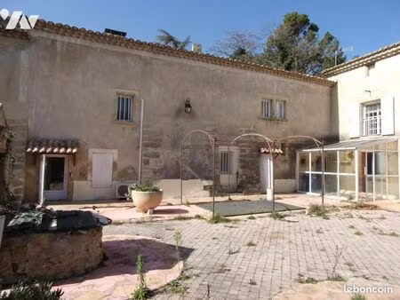 maison 10 pièces 268 m²