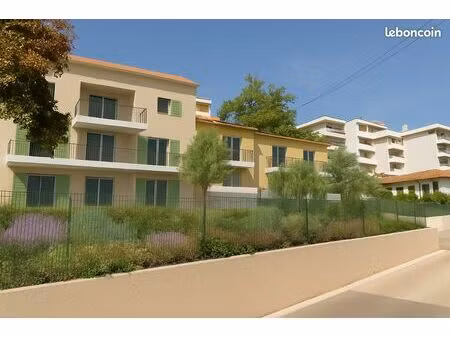 terrain 2000m² maximum à vendre avec permis purgé- situation idéale - vue mer & montage et