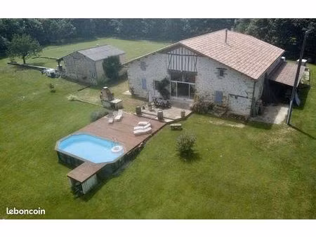 propriété 9 pièces 470 m²