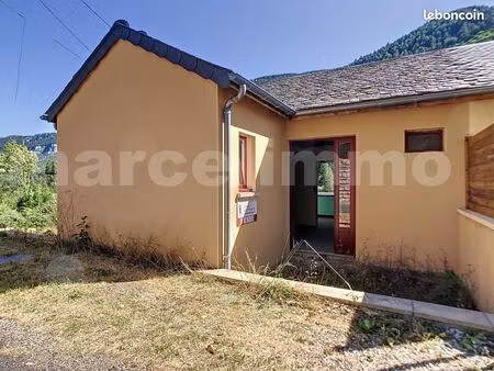 pavillon 6 pièces 62 m²