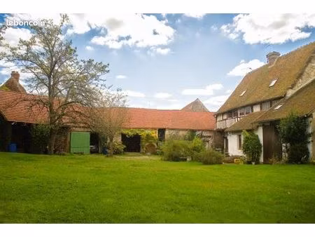 maison 7 pièces 262 m²