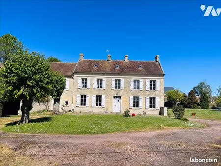 maison 10 pièces 172 m²