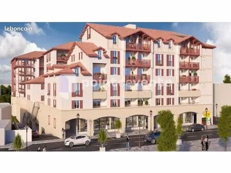 local commercial 719 m²