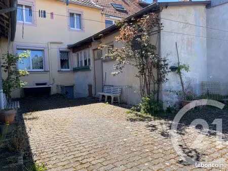 maison de village 5 pièces 137 m²