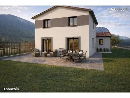 maison 4 pièces 85 m²
