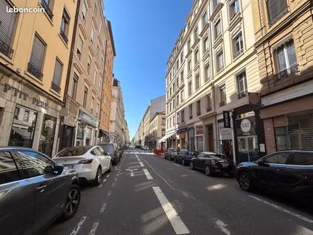 local commercial 190 m²