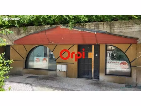 bureau 187 m²