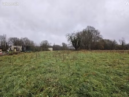 terrain 1285 m² la tretoire