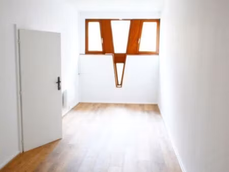 bureau à louer en partage