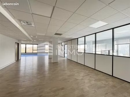 bureaux 88 m²