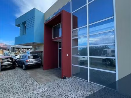 au sein d'un concept de location souple à budget maitrisé  ■2 derniers bureaux disponibles