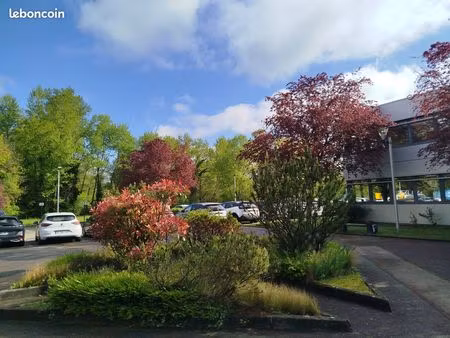 bureaux 843 m² le bourget-du-lac