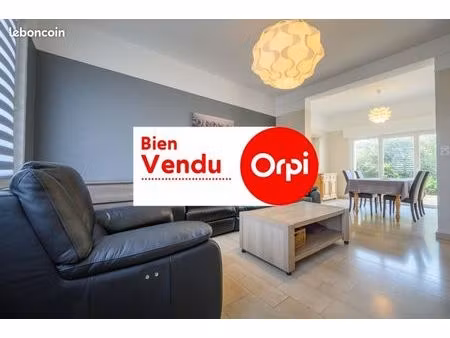 maison 6 pièces 166 m²