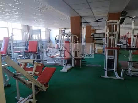 2150 m² entrepot bureaux à vendre à montfermeil