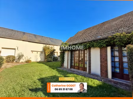 maison ancienne pleine de charme à rénover  avec grange attenante offrant un beau potentie