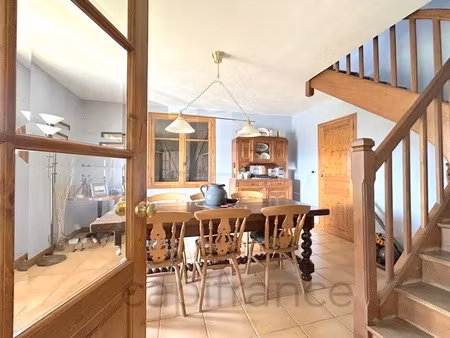 charmante maison en pierres avec 4 chambres  beaulieu sur dordogne