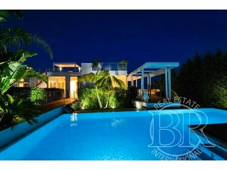 location villa 12 pièces