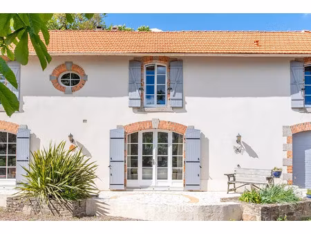 vente maison 7 pièces 231 m² à rosnay (85320)  429 000 €