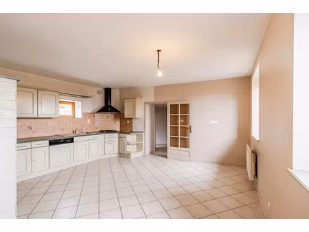 vente appartement 6 pièces 149.32 m² à les olmes (69490)  180 000 €