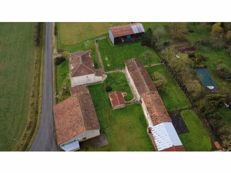 maison à vendre à raix (16240) - charente