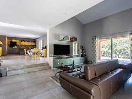 vente propriété 6 pièces 281 m² à montvalent (46600)  499 000 €