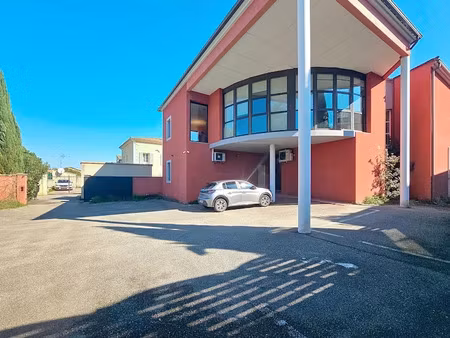 location locaux professionnels 190 m² à piolenc (84420)  1 900 €