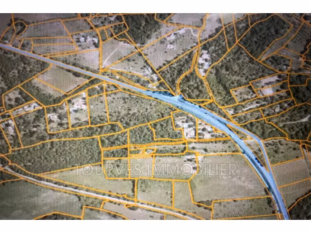 vente terrain 20132 m² à tourves (83170)  55 000 €