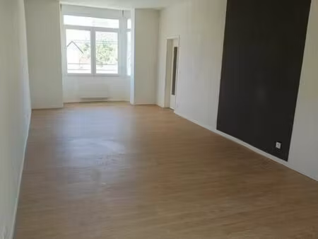 location appartement 3 pièces 90 m² à quiévrechain (59920)