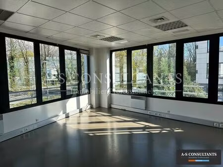 location bureau 90 m² à meylan (38240)