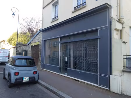location locaux professionnels 1 pièce 36 m² à saint-germain-en-laye (78100)  1 425 €