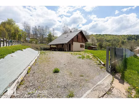 maison t4 sur 1500 m² de terrain