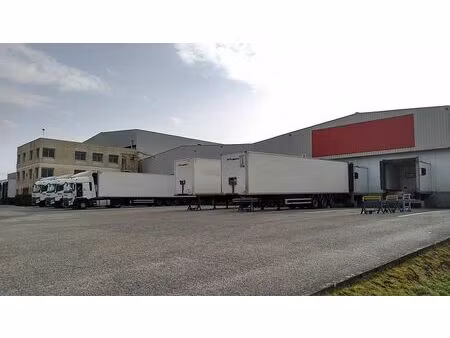 location entrepôt / local d'activités langon 5 684 m²